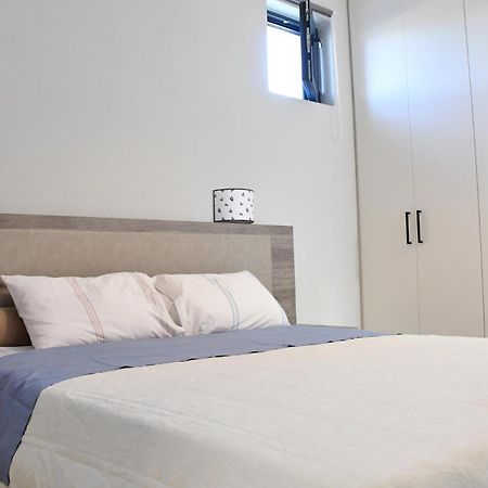 شقة Polles Εlies Cozy Αpartment Aegina المظهر الخارجي الصورة