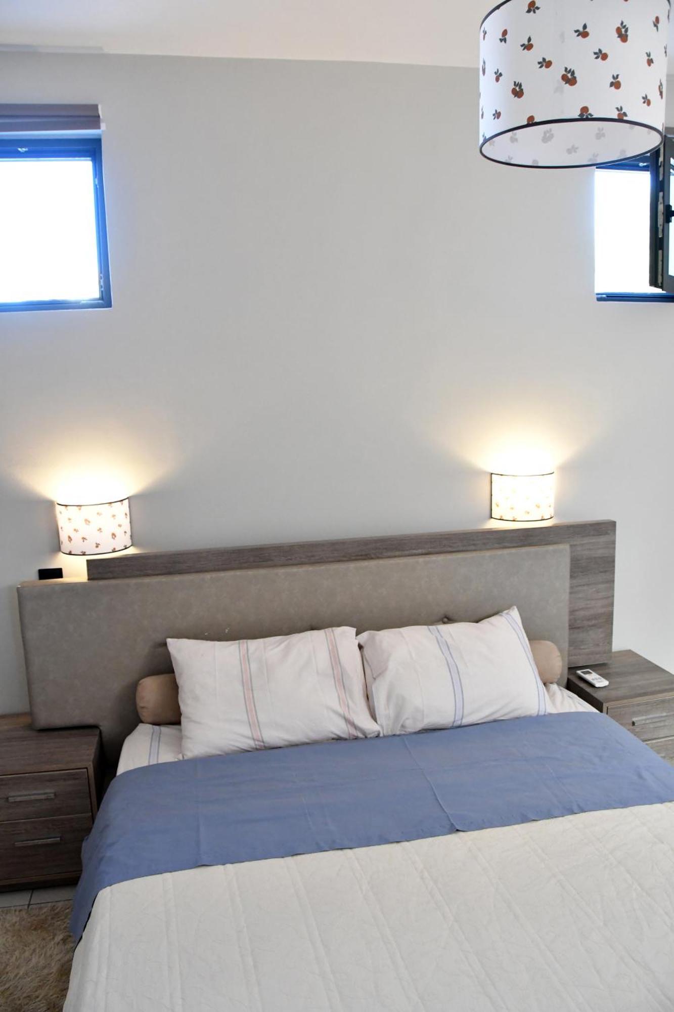 شقة Polles Εlies Cozy Αpartment Aegina المظهر الخارجي الصورة